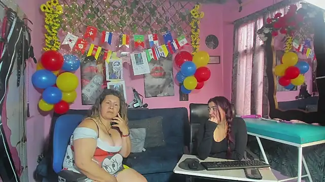 lesbiancuple webcam