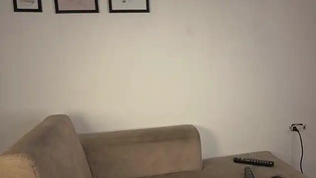 Pamela_tomas webcam