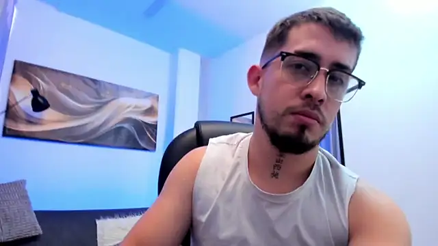 Tommas_Jhonson webcam