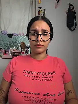 Annya-sweet webcam