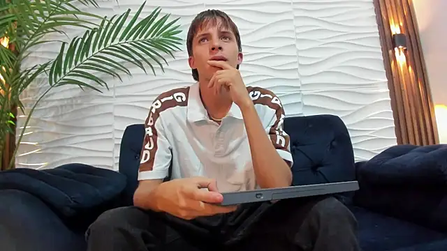 Pavo_tv webcam
