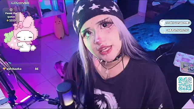 toky_doll webcam