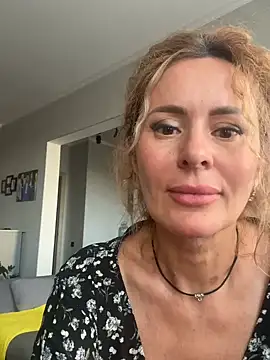 Tania201243 webcam
