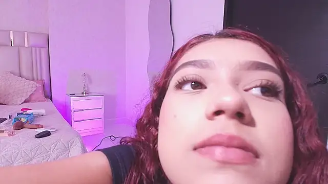 mia_velvett_ webcam