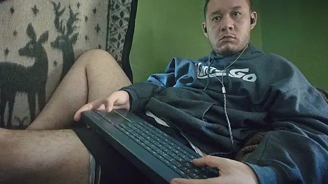 sweet_cock28 webcam