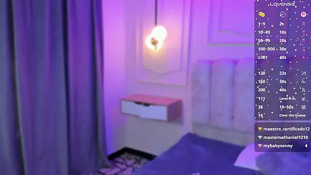 lanna_brunette webcam
