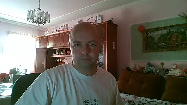 Luceriusbigass webcam