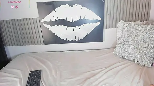 Karlie_moore_ webcam