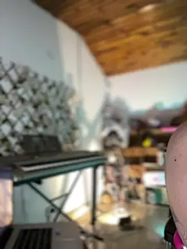 NikkiNix webcam