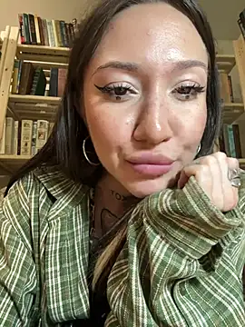 saintsquirt (F young) - SLOPPY BLOWJOB IN PUBLIC LIBRARY !!!