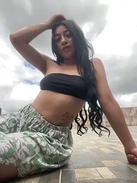 DAKOTA_SAKURA webcam