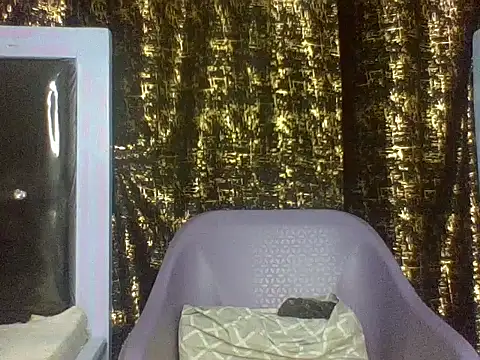 Lovey_daisy15 webcam