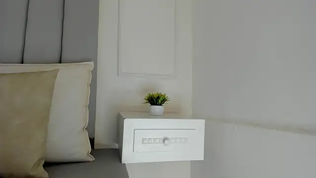 CannelaSmith webcam
