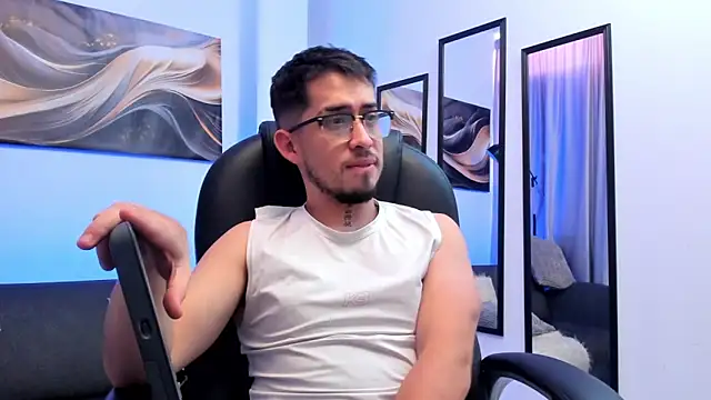 Tommas_Jhonson webcam