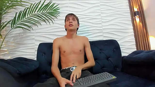 Pavo_tv webcam