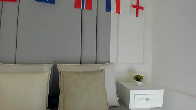 CannelaSmith webcam