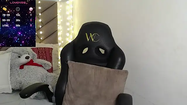 lakshmiraniii webcam