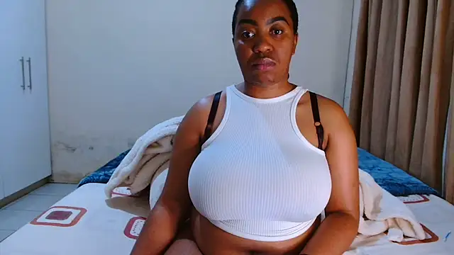 ALEXABOUJEE95 webcam