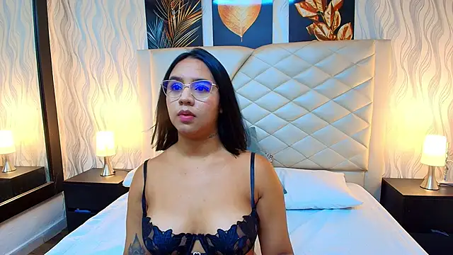 Amberr_Greyy webcam