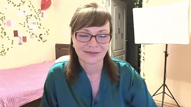 Miss_Moren webcam