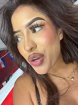 MystiqueXXX webcam