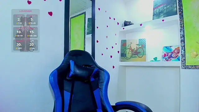 Raven_Rouge_ webcam