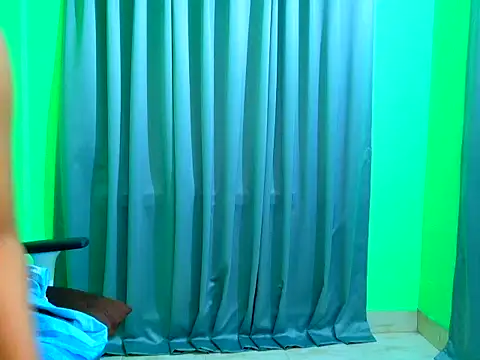 spit_queen_ - Spit_queen_'s free webcam - UK Sex Cams