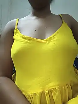 Shalini_08 webcam