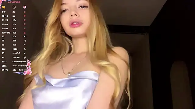 GiovannaLopez webcam
