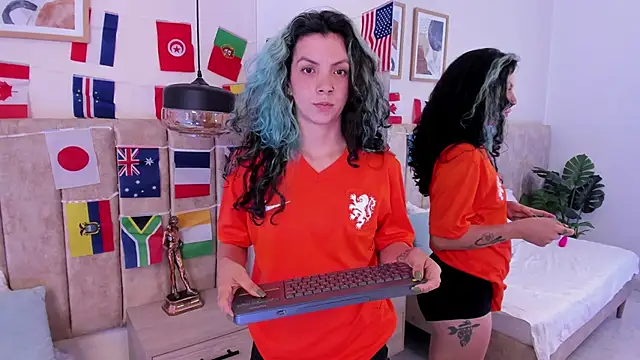 DinahCarter webcam