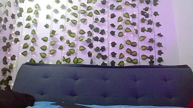 sara_blue22 webcam