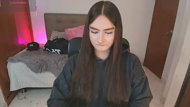 Miley_Baker webcam