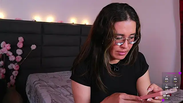 kathieandpovcock1 webcam