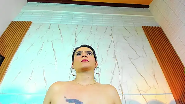 Samantha_Fiire webcam