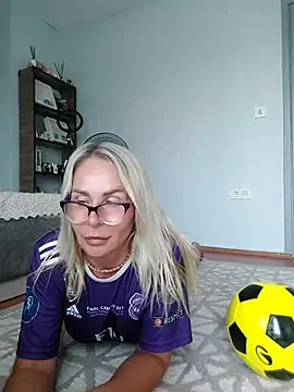 ElenabonyX webcam