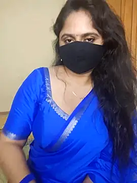 Sravvi499 webcam