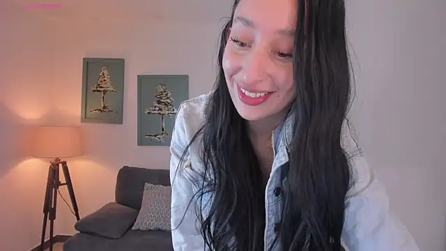 AmaraDivine webcam