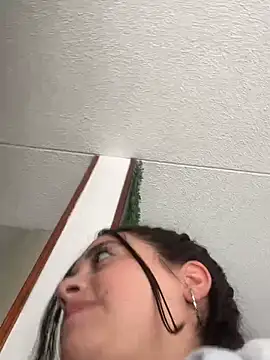 IvySanchez_Pinkk webcam