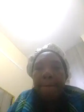 Creamymom4 webcam