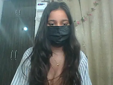 luvishika webcam