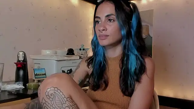 azula_lillet webcam stripchat model stream image