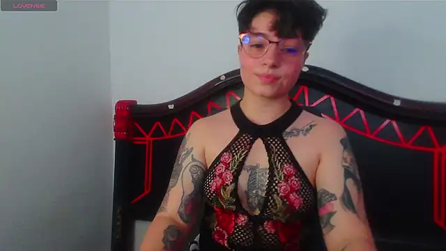 mitsuha_gate - Mitsuha_gate's free webcam - UK Sex Cams