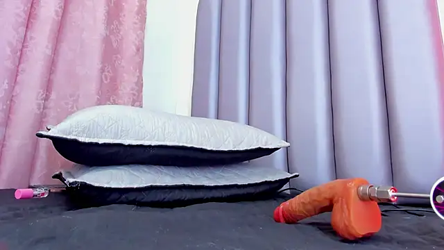 aura-bakerr - Aura-bakerr's free webcam - UK Sex Cams