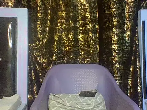 Lovey_daisy15 webcam