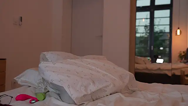 ibiddi (F young) - Make my ass red