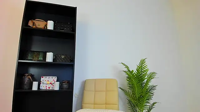 khloe_starrr live sex cam
