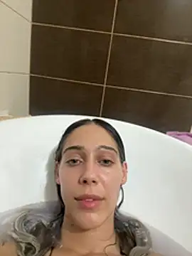 ZenyShy live cam on StripChat