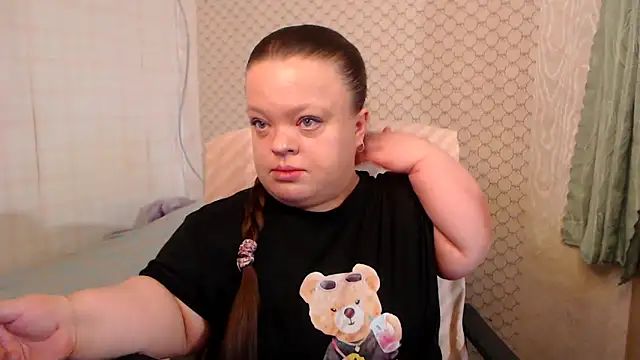 janiffer_mimi (F milf) - make me wet