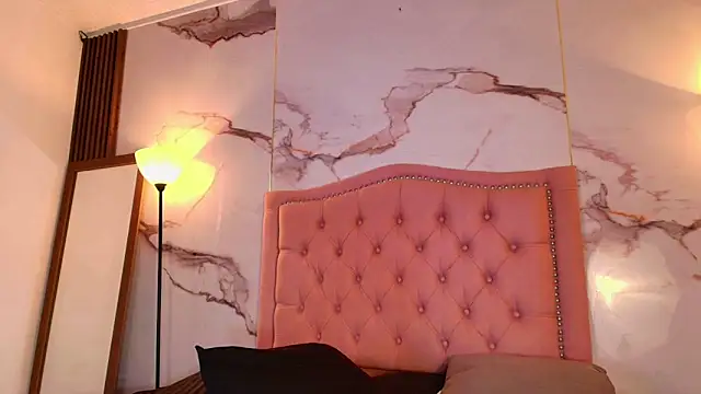 jade20_ (F young) - Make your fingers inside my tight hole😈