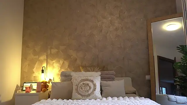 kalabeckett_ (F young) - Ride dildo until cum 🤠